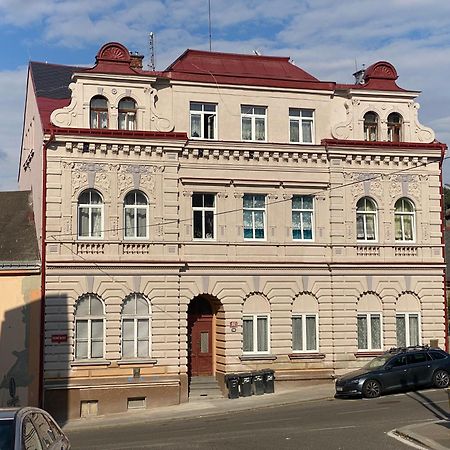 Apartman V Lesni Jablonec nad Nisou Luaran gambar