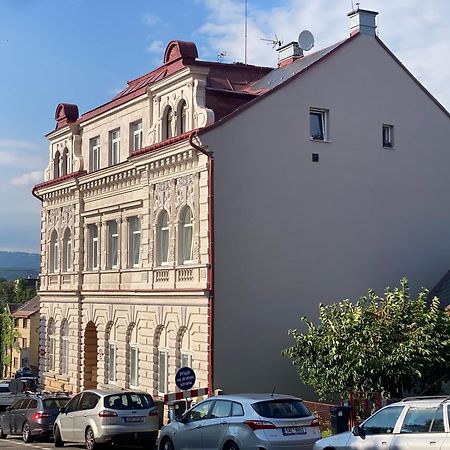 Apartman V Lesni Jablonec nad Nisou Luaran gambar